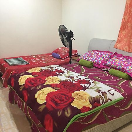 Homestay D Sofia Kuala Terengganu Extérieur photo